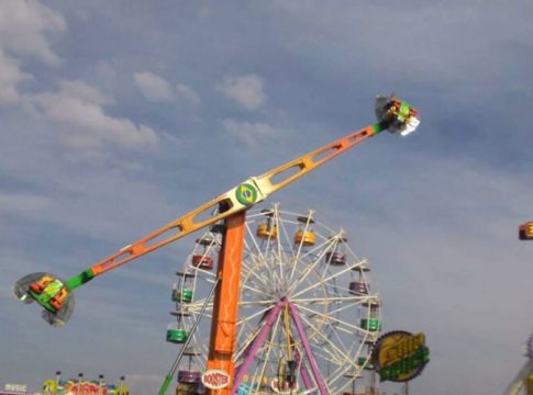 Arraial de Nazaré começa a funcionar hoje sem 2 brinquedos