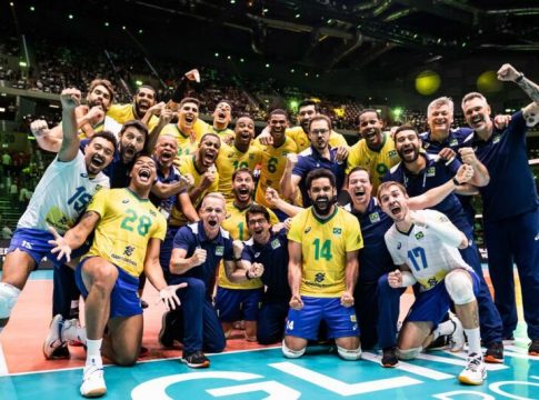 Brasil enfrenta a Polônia por vaga na final do Mundial