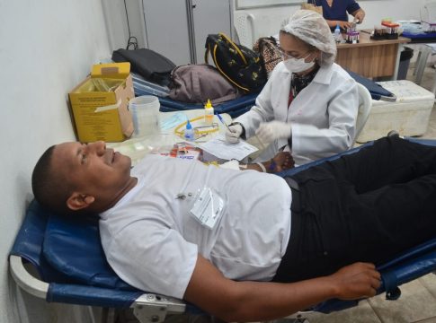 Alunos do curso de formação de policiais penais doam sangue para o Hemopa. Foto: Divulgação
