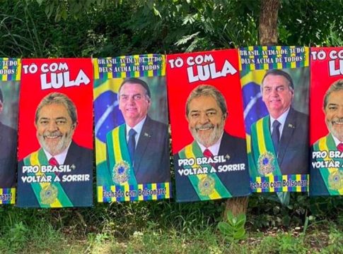 Acessórios e roupas para manifestações aquecem comércio