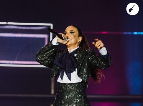 Ivete botou a multidão pra tirar os pés do chão. Foto: Rock in Rio/Divulgação