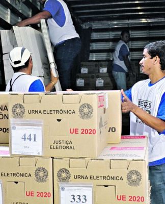 Aananindeua, Pará, Brasil. Cidade, Retranca: DISTRIBUIÇÃO / URNAS ELETRÔNICAS / RMB – . Gancho: Tribunal Regional Eleitoral do Pará começa a distribuição das urnas eletrônicas para os locais de votação na Região Metropolitana de Belém. Local: Depósito de Urnas do TRE PA – travessa WE 13B, 148. Cidade Nova II. Coqueiro – Belém. Data: 30/09/2022. […]