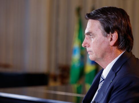 Bolsonaro foi alvo de busca e apreensão da PF e intimado para depor, mas já avisou que não pretende comparecer. Foto: Isac Nóbrega/PR