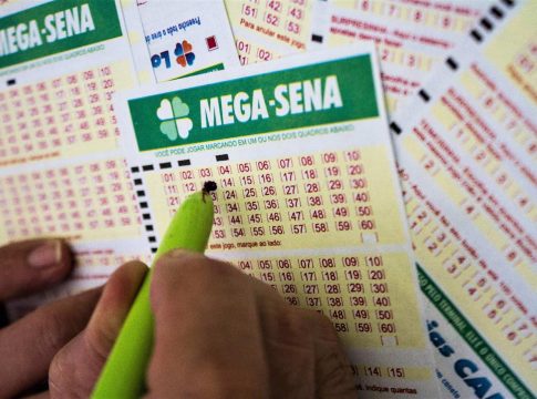 Aplicado na Poupança da CAIXA, o prêmio garante ao ganhador R$ 1,2 milhão de rendimento no primeiro mês. Foto: Divulgação