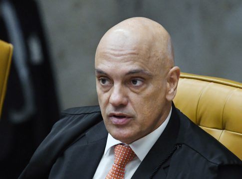 O ministro do STF Alexandre de Moraes ordenou que a PRF (Polícia Rodoviária Federal) e policias militares dos estados desobstruam todas as rodovias bloqueadas. Foto: Carlos Moura/SCO/STF
