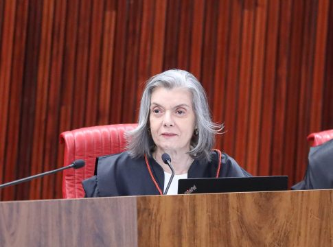 
A ministra Carmen Lúcia, do Tribunal Superior Eleitoral (TSE), apresentou na sessão plenária de ontem a análise dos recursos e documentos dos resultados do primeiro turno das Eleições de 2022. Foto: Antonio Augusto/Secom/TSE
