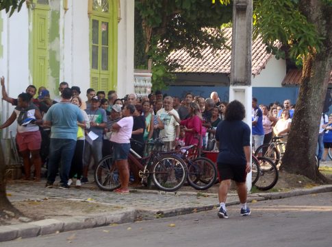 Prazo para atualizar os dados encerra nesta sexta. Em Belém, houve filas nos postos.
Foto: Celso Rodrigues/ Diário do Pará.