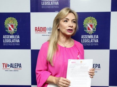  O projeto de autoria da deputada Professora Nilse tem o objetivo de garantir direitos estabelecidos no Estatuto da Pessoa com Câncer 