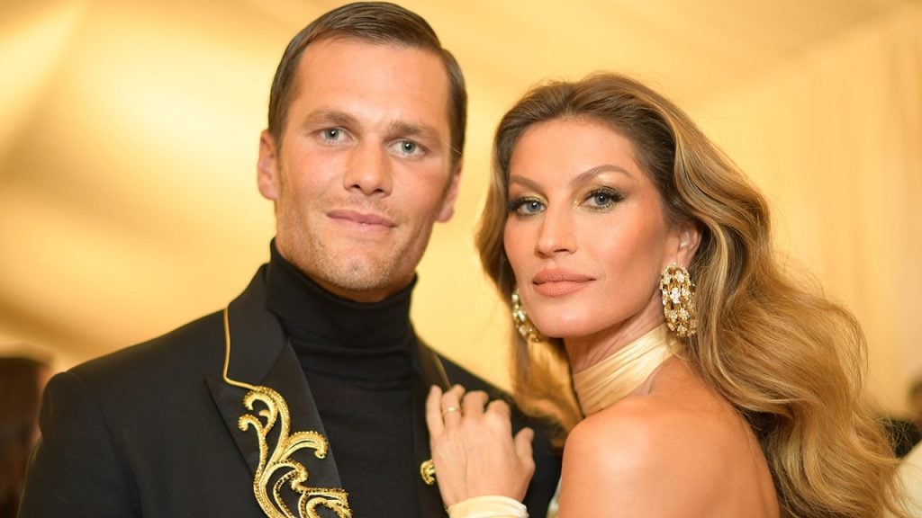 Tom Brady, 47, admitiu ter decepcionado seus filhos com Gisele Bündchen, 44, ao participar de um programa de comédia.