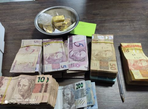 A investigação apura suspeita de que pessoas ligadas a garimpeiros teriam repassado mais de R$ 35 milhões em ouro para negociadores em Altamira. Foto: PF/Divulgação