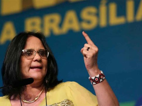 A ex-ministra de Bolsonaro, Damares Alves, pode perder o título de cidadã do Pará. Foto: Divulgação