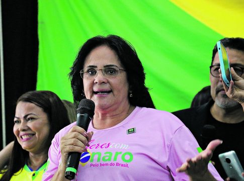 Nessa nova onda de mentiras, os apoiadores da ex-ministra chegaram a divulgar vídeos nas redes sociais com cenas de crianças do Uzbequistão para ilustrar a fake News.. Foto: Celso Rodrigues/ Diário do Pará.