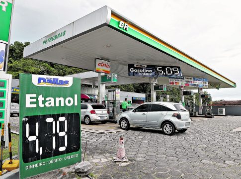 Os postos de combustíveis podem sofrer sanções caso o Mutirão do Preço Justo desta quarta (24) constate alguma irregularidade. Foto: Wagner Almeida / Diário do Pará.