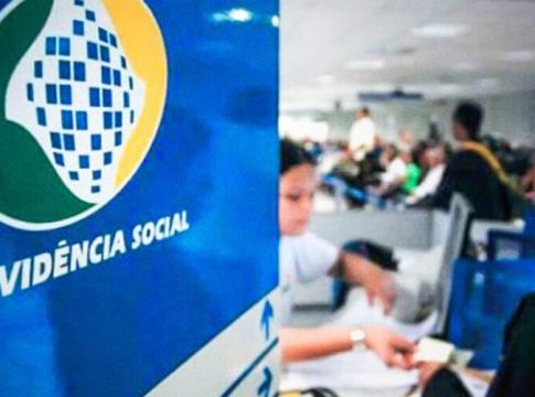 O Tribunal Regional Federal da 4ª Região (TRF4) determinou que o Instituto Nacional do Seguro Social (INSS) conceda as pensões por morte do pai e da mãe a uma mulher de 69 anos de Frederico Westphalen (RS) com deficiência visual. Foto: Divulgação