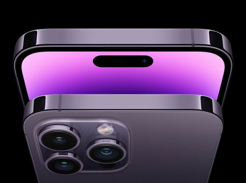 Os onze lotes mais acessíveis, de número 128 a 148, contêm cada um iPhone 12, que pode ser arrematado a partir de R$ 1.000.. Foto: Divulgação