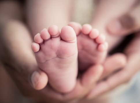 Com o projeto, em caso de nascimento de crianças com deficiência, esse período passará a ser de 180 dias. Foto: Divulgação