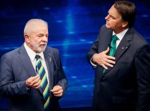 Datafolha: Lula tem 53%, e Bolsonaro, 47% dos votos válidos