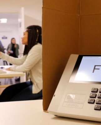 Votação segue horário de Brasília em todo o país; entenda!