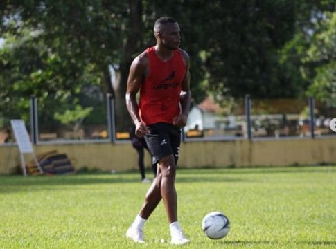 Zagueiro Dedé está de volta ao Souza. Foto: Reprodução/Instagram