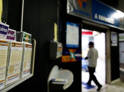 O pregão eletrônico busca pessoas interessadas para permissão de novas unidades nos estados do Pará, Ceará, Acre, Sergipe, Pernambuco, Paraná e Rio Grande do Norte. Foto: Agência Brasil