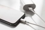 O WhatsApp deixará de funcionar em iPhones com sistema operacional inferior ao iOS 15.1 a partir da próxima segunda-feira, 5 de maio
