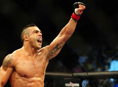 Vitor Belfort compartilha fake news e cai em pegadinha. Foto: Divulgação