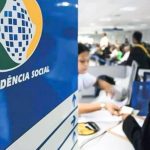 Aposentados, pensionistas e beneficiários de auxílios do INSS podem antecipar até R$ 150 de seus pagamentos mensais.