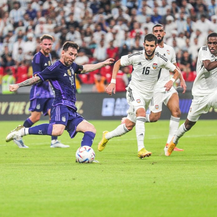 Começa nesta quarta-feira (10), ao meio-dia (horário de Brasília), o processo de venda de ingressos para a Copa do Mundo de 2026, que acontece entre 11 de junho e 19 de julho, nos Estados Unidos, no Canadá e no México.