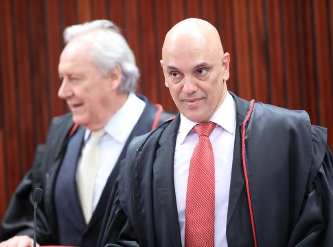 O ministro ainda fixou multa de R$ 22 milhões por litigância de má-fé e determinou a suspensão do Fundo Partidário dos partidos que integram a coligação Pelo Bem do Brasil, de Bolsonaro. Foto: Antonio Augusto/Secom/TSE