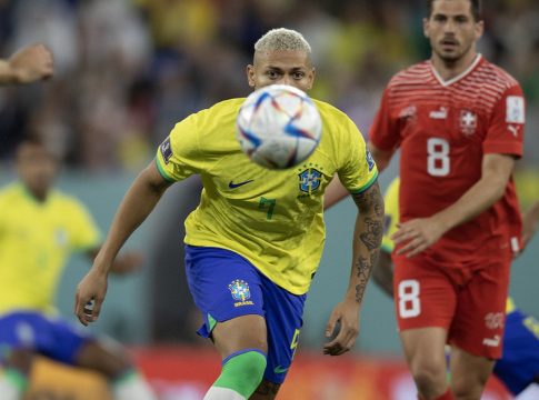 A CBF (Confederação Brasileira de Futebol) não demonstra neste momento preocupação com a questão. Os atletas são monitorados pelo departamento médico, mas a situação não é tratada como um surto ou uma crise.
Foto: Lucas Figueiredo/CBF