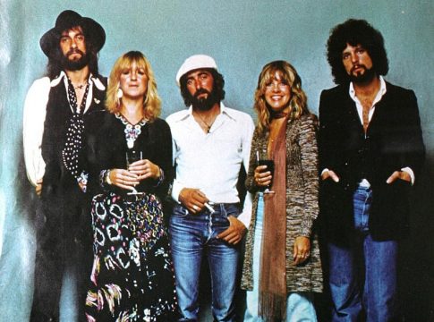 Vocalista da banda Fleetwood Mac, morre aos 79 anos