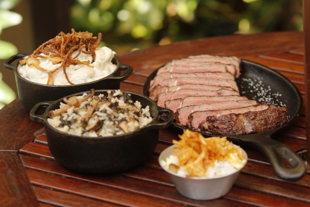 Belém, Pará, Brasil. Cidade, Retranca: Paassaporte 2020 - The Premium Steaks - Churrascaria. Gancho: . Local: The Premium Steaks  Churrascaria - Av. Braz de Aguiar - Nazaré - Belém. Data: 02-10-2020. Foto: Mauro Ângelo/ Diário do Pará.