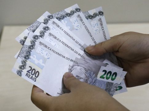 O beneficiário poderá comprometer até 35% da renda básica, hoje em R$ 1.320. Foto: Celso Rodrigues/ Diário do Pará.