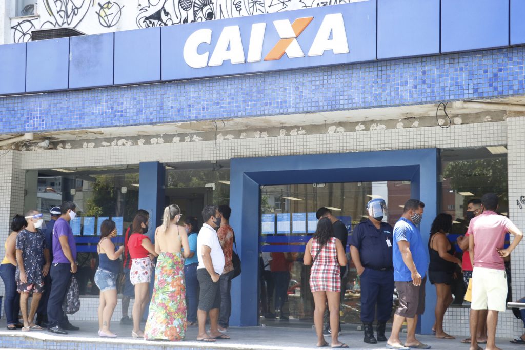 Como realizar a inscrição para o concurso da Caixa? Quais são os cargos ofertados? Há cotas para negros e pessoas com deficiência? Informe-se sobre essas e outras questões
Foto: Irene Almeida/Diário do Pará. Como realizar a inscrição para o concurso da Caixa? Quais são os cargos ofertados? Há cotas para negros e pessoas com deficiência? Informe-se sobre essas e outras questões
Foto: Irene Almeida/Diário do Pará.