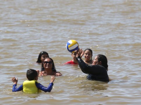 Se for para a praia, veja como vai ficar o tempo até o dia 1 de janeiro de 2023. Foto: Mauro Ângelo/ Diário do Pará.