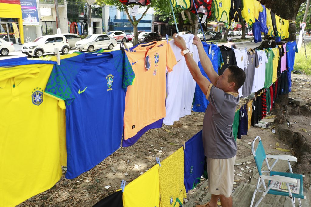 Busca por roupa para a Copa está maior Busca por roupa para a Copa está maior