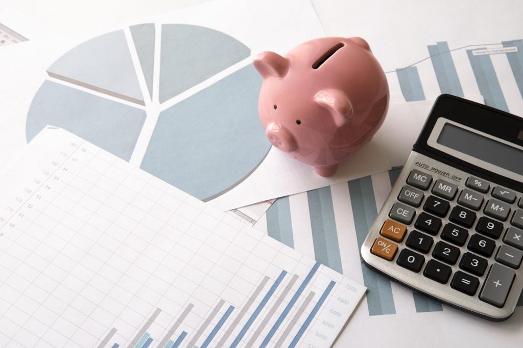 A inadimplência entre as empresas brasileiras atingiu um novo recorde em abril, alcançando 7,5 milhões de negócios com contas em atraso
