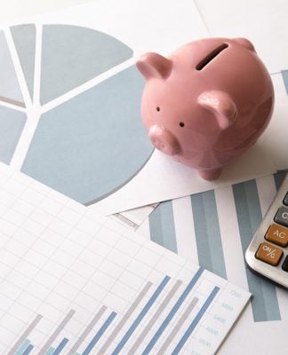A inadimplência entre as empresas brasileiras atingiu um novo recorde em abril, alcançando 7,5 milhões de negócios com contas em atraso