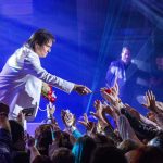 O rei da música brasileira chega à capital paraense nesta segunda-feira, 30 de dezembro de 2024, para uma apresentação imperdível da sua turnê "Eu Ofereço Flores" no Estádio Mangueirão
