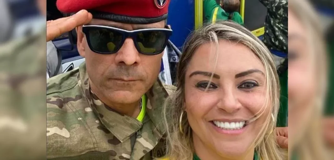 O nome criado forma uma piada quando lido e os bolsonaristas não perceberam, entre elas a apontada como líder do movimento no DF. Foto: Reprodução.
O nome criado forma uma piada quando lido e os bolsonaristas não perceberam, entre elas a apontada como líder do movimento no DF. Foto: Reprodução.