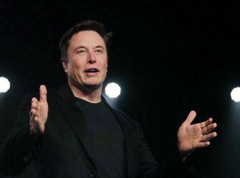Artigo de Musk provoca crise e demissão em jornal da Alemanha