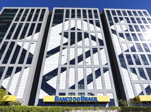 A Federação Brasileira de Bancos (FEBRABAN) informa que não haverá atendimento nas agências bancárias durante o feriado de Carnaval, nos dias 20/02 (segunda-feira) e 21/02 (terça-feira). Foto: Divulgação