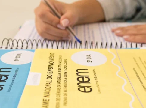 Exame terá itens em cor pela primeira vez. Objetivo é elevar nível de inclusão para deficientes visuais e tornar prova pedagogicamente mais dinâmica.
Foto: Fabio Rodrigues Pozzebom/Agência Brasil