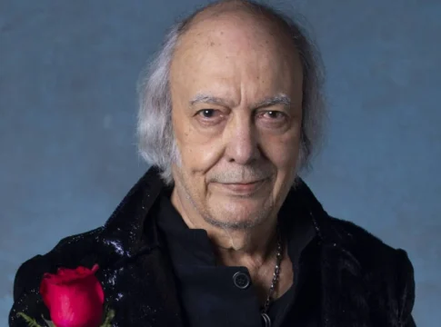 O cantor e compositor Erasmo Carlos, de 81 anos, deixou o hospital nesta quarta-feira (2) após quase 20 dias internado. Foto: João Cotta