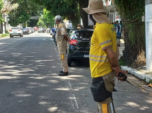 A Semob destacou equipes para orientar o trânsito nesses trechos e garantir a segurança viária dos candidatos no acesso aos locais de prova e a fluidez do trânsito. Foto: Semob/divulgação