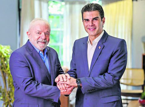 Lula confirmou a Helder a indicação de Belém para sediar a COP 30. FOTO: Divulgação/Ricardo Stuckert
