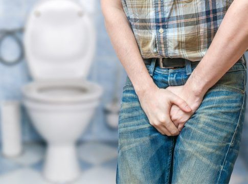 A incontinência urinária é um problema crônico que atinge 45% da população feminina acima de 40 anos e 15% da masculina, de acordo com a SBU (Sociedade Brasileira de Urologia). Foto: Divulgação
