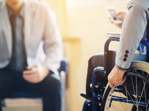 Ação Civil Pública no concurso público de Marabá busca assegurar os direitos das pessoas com deficiência e combater práticas discriminatórias.