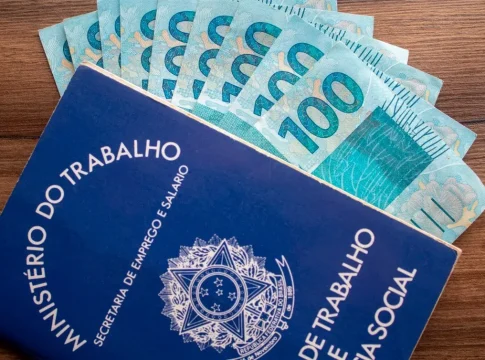 Valor, que chega a R$ 1.320, deve ser resgatado pelos trabalhadores até dezembro deste ano. No Estado, recursos somam R$ 1,8 milhão Foto: Divulgação