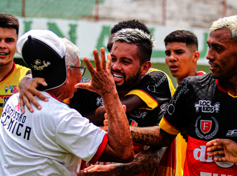 O Santa Rosa abriu vantagem na luta pelo acesso. Foto: Vitor Reis/Santa Rosa
